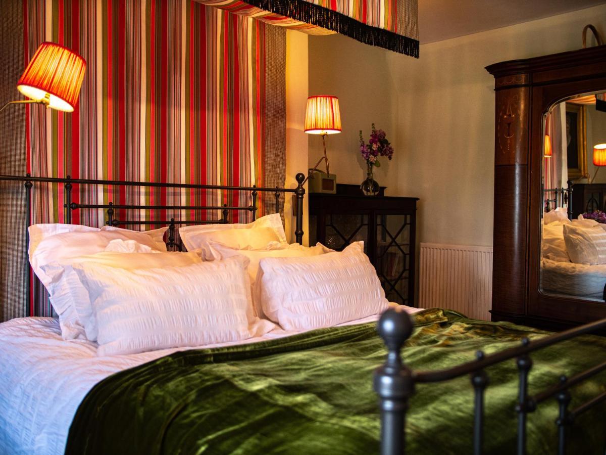 Sawcliffe Manor With Spa, Free Parking, Catering, Self Checkin, Bed & Breakfast