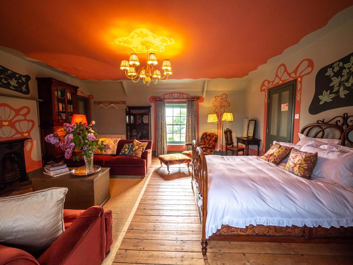Sawcliffe Manor With Spa, Free Parking, Catering, Self Checkin, Bed & Breakfast
